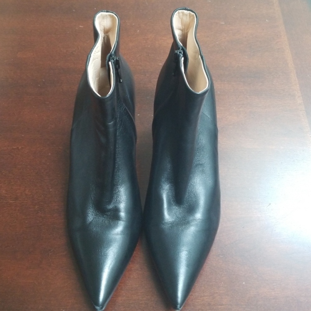 Vivi G. Ankle leather ankle boots